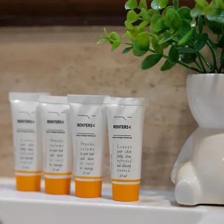 Modern In The Center Of By Renters Apartamento Varsóvia