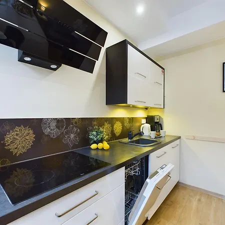 Apartamento Modern In The Center Of By Renters