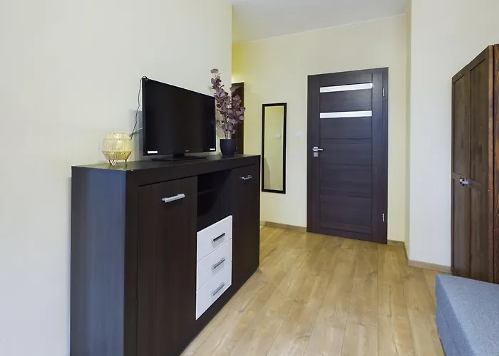 Modern In The Center Of By Renters * Warsaw