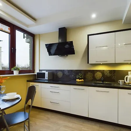 Modern In The Center Of By Renters Varsavia
