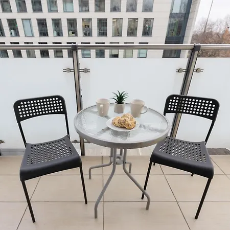 Modern In The Center Of By Renters شقة وارسو