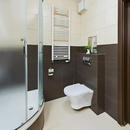 شقة Modern In The Center Of By Renters *